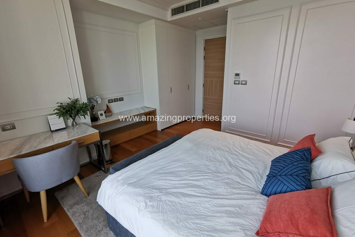 Sindhorn-Residence-2-Bedroom-condo-22-3750.jpg