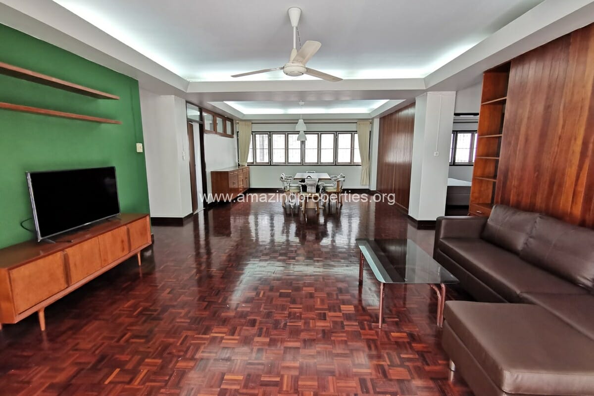 Siva-Court-3-bedroom-apartment-6-9359.jpg
