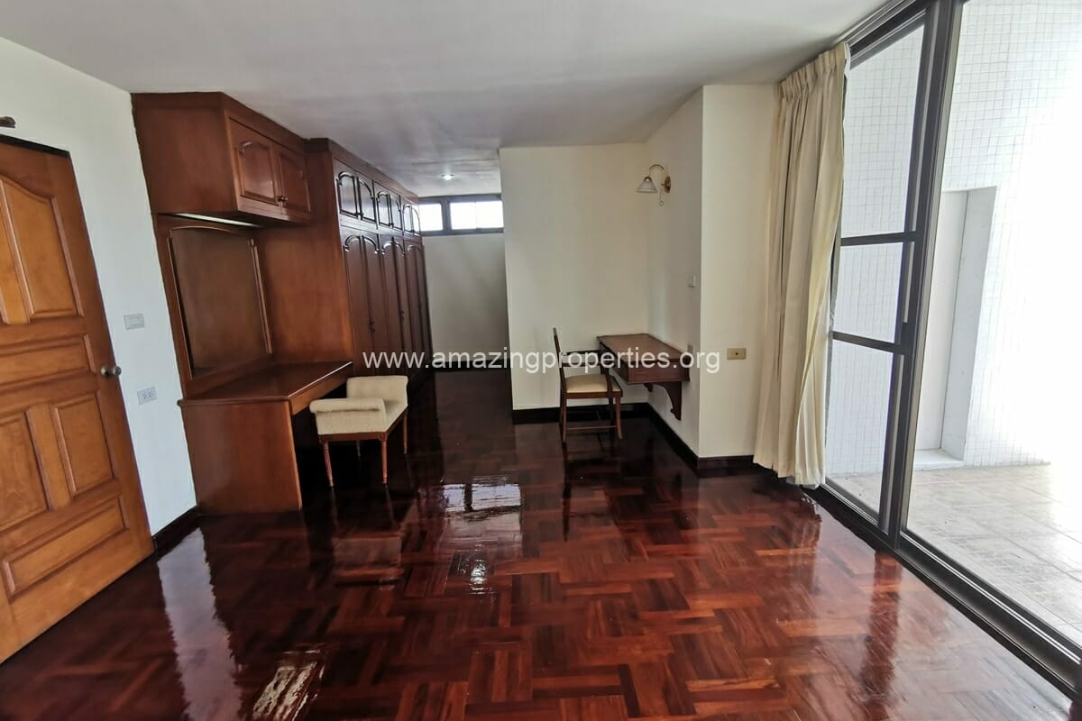 Sriratana-Mansion-4-bedroom-apartment-13-1654.jpg