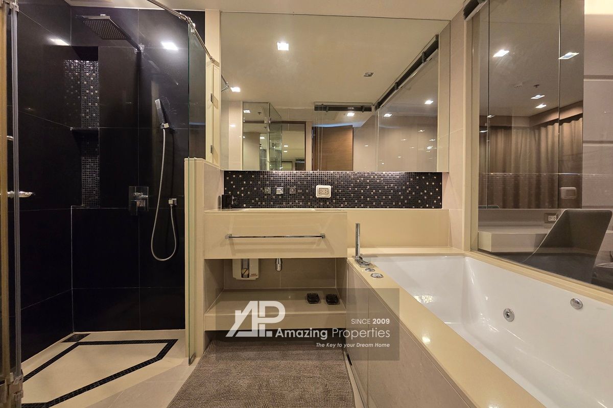 The-Address-Sathorn-2-bedroom-(8)-9217.jpg