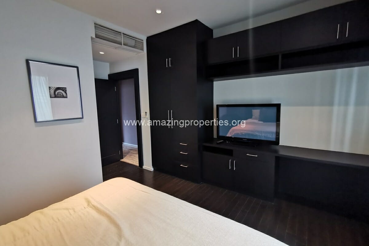 The-Emporio-Place-Luxury-3-bedroom-condo-25-1235.jpg