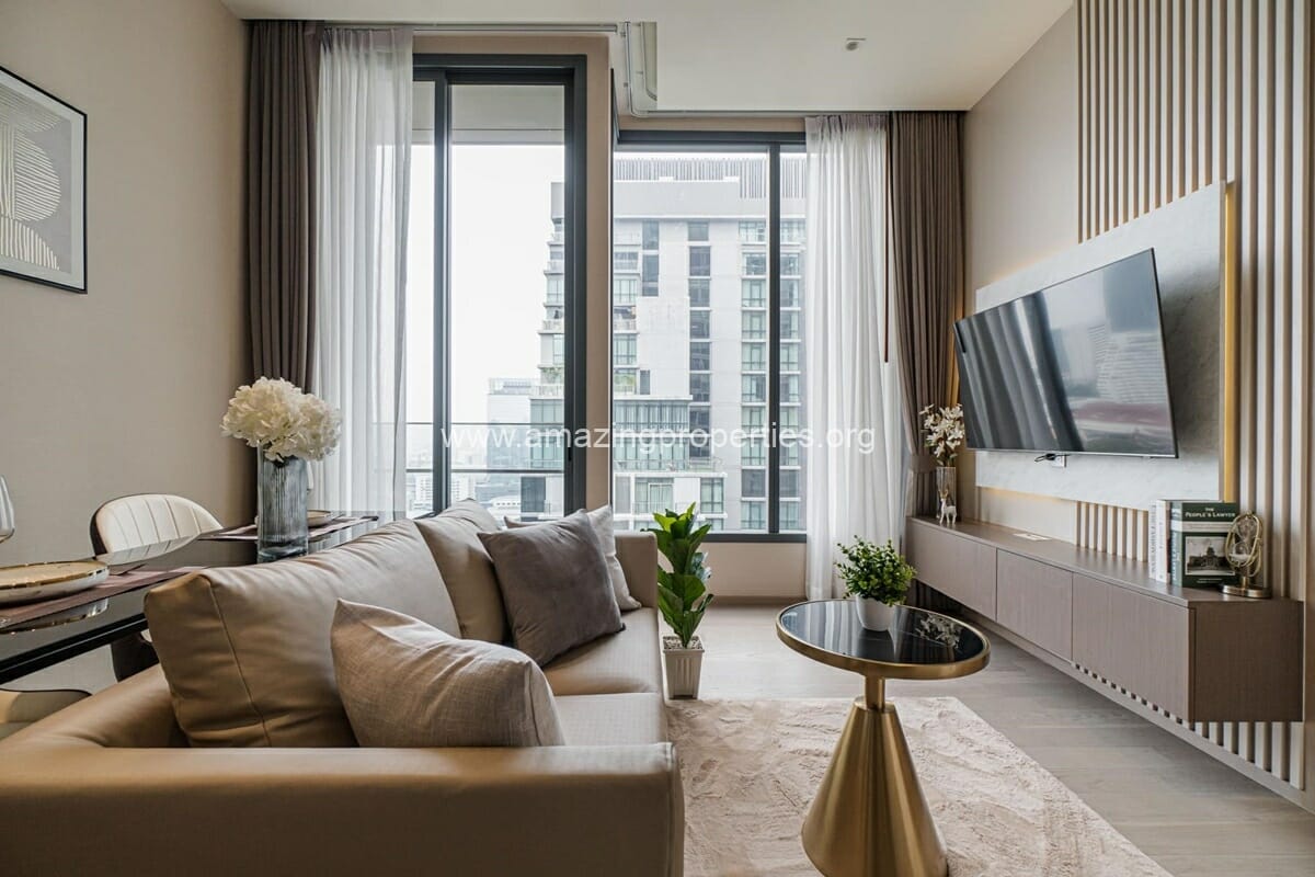 The-Esse-Asoke-1-Bedroom-10-6040.jpg