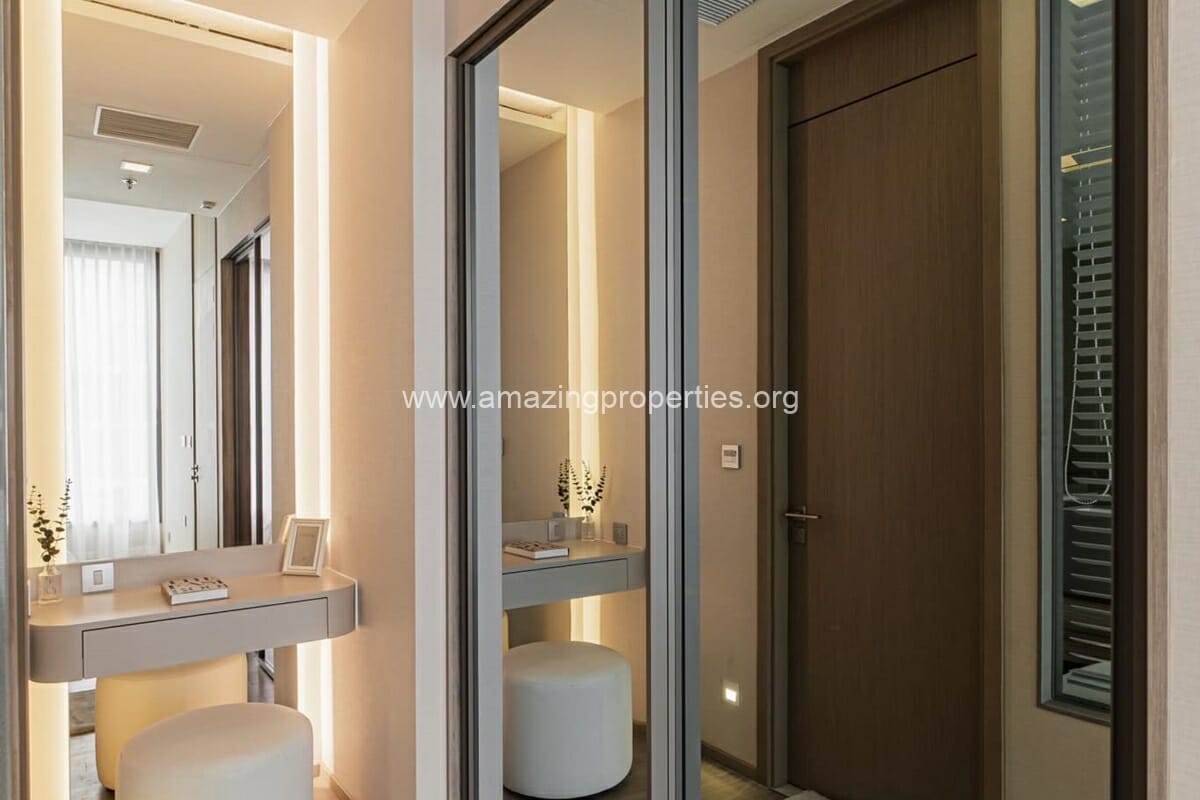 The-Esse-Asoke-1-Bedroom-2-5587.jpg