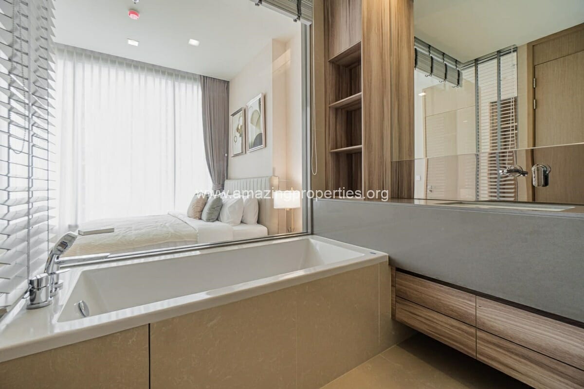 The-Esse-Asoke-1-Bedroom-7-2990.jpg
