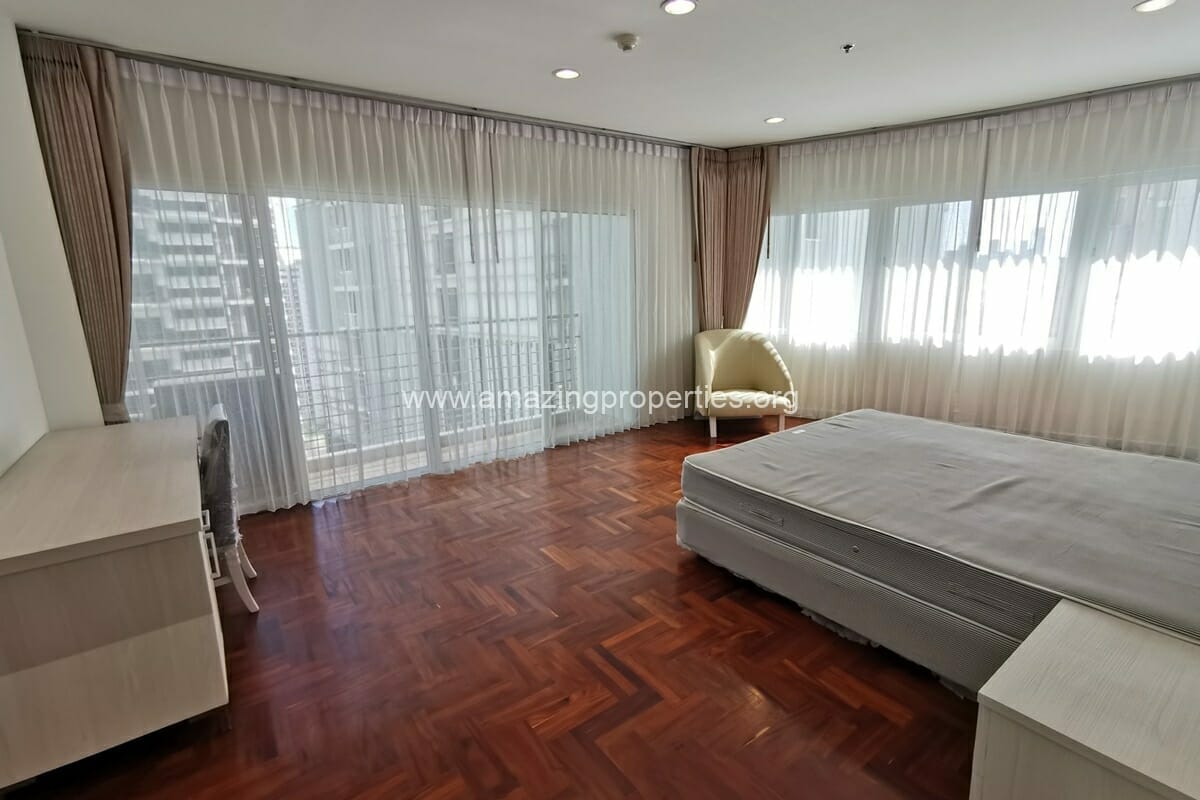 The-Grand-Sethiwan-4-bedroom-apartment-13-8013.jpg