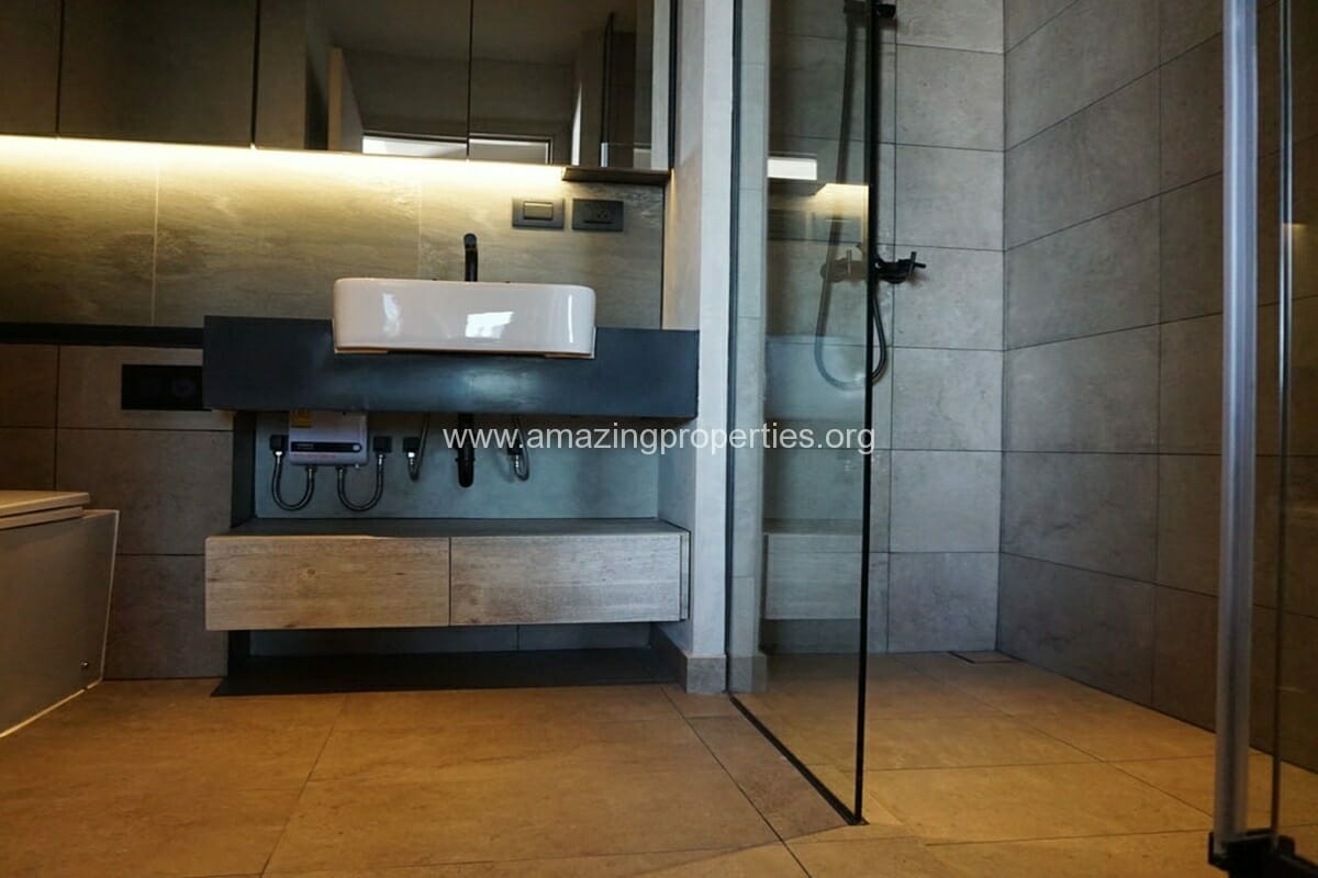 The-Lofts-Asoke-2-bedroom-condo-for-rent-5-3492.jpg