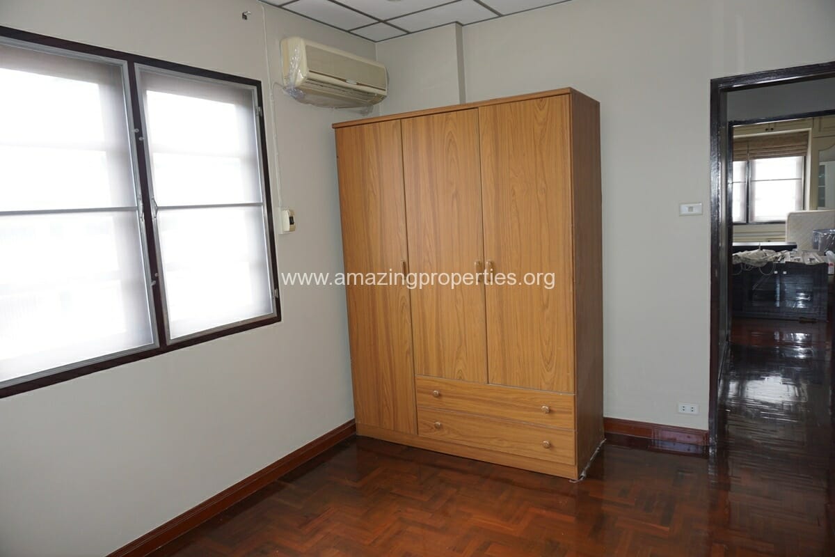 Thonglor-3-Bedroom-House-6-5681.jpg
