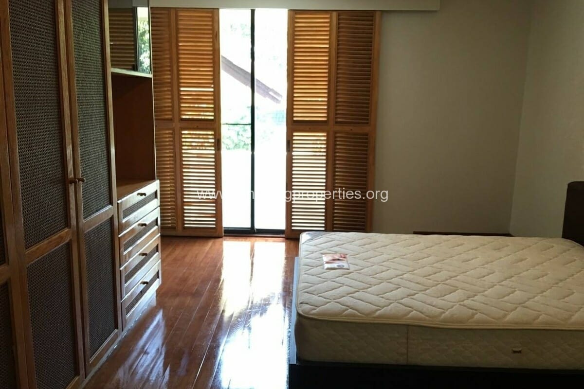Thonglor-4-Bedroom-House-for-Rent-6-8662.jpg