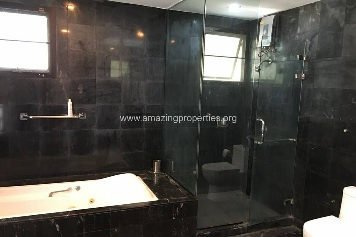 Thonglor-4-Bedroom-House-for-Rent-7-3081.jpg