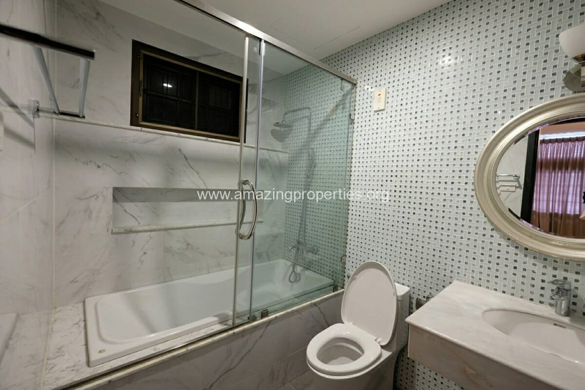 Thonglor-4-Bedroom-Townhouse-for-Rent-13-5712.jpg