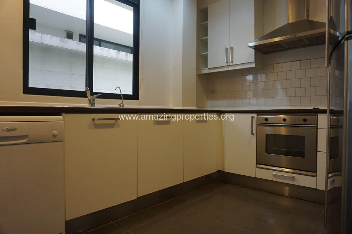Thonglor-41-Bedroom-House-7-6278.jpg