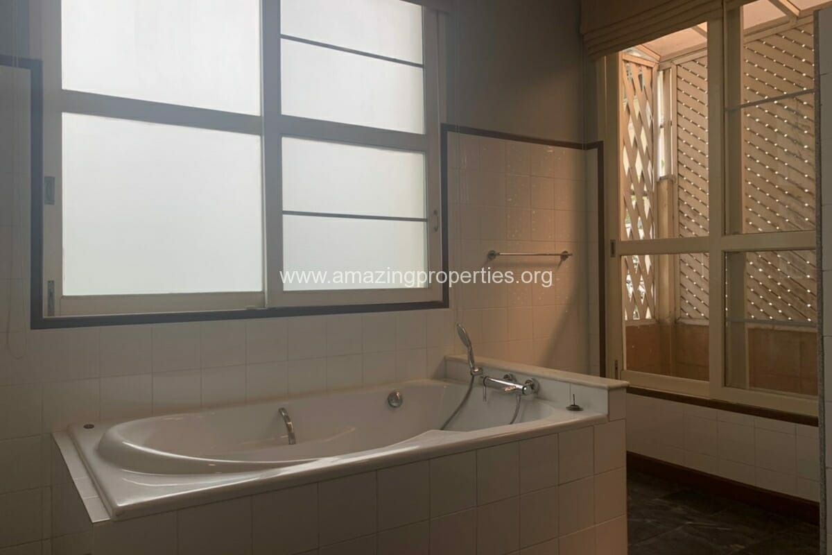 Thonglor-5-bedroom-house-for-Rent-16-6078.jpg