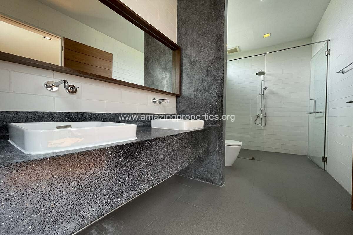 Thonglor-House-with-private-Pool-14-9437.jpg