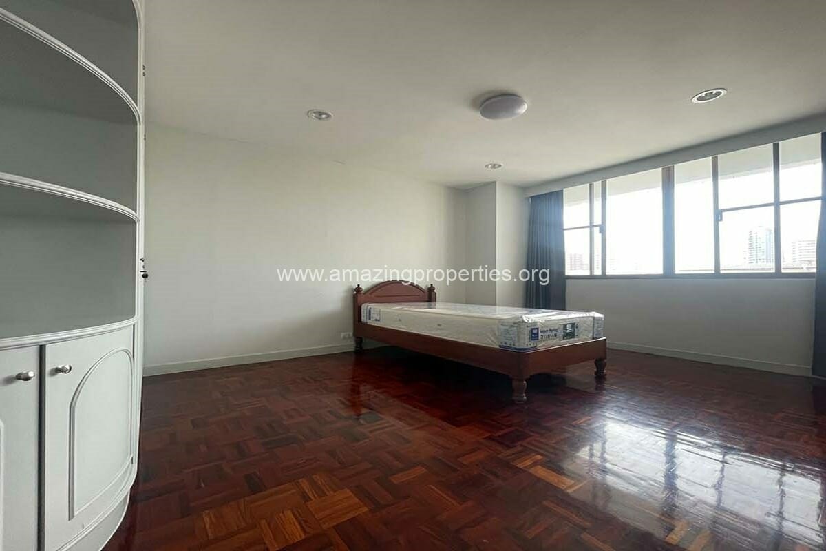 Tongthip-Mansion-2-bedroom-condo-5-5306.jpg