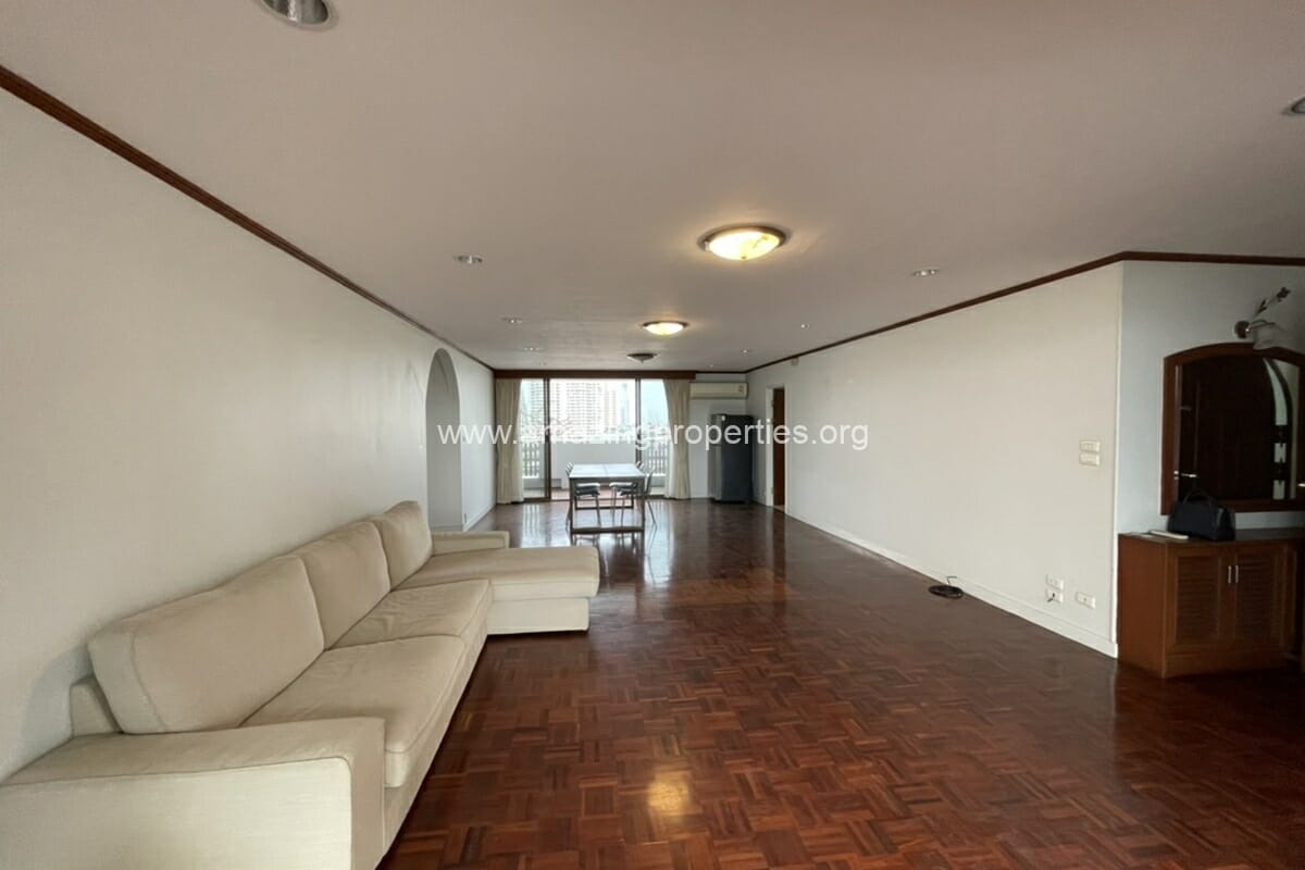 Tongthip-Mansion-3-bedroom-condo-13-6268.jpg
