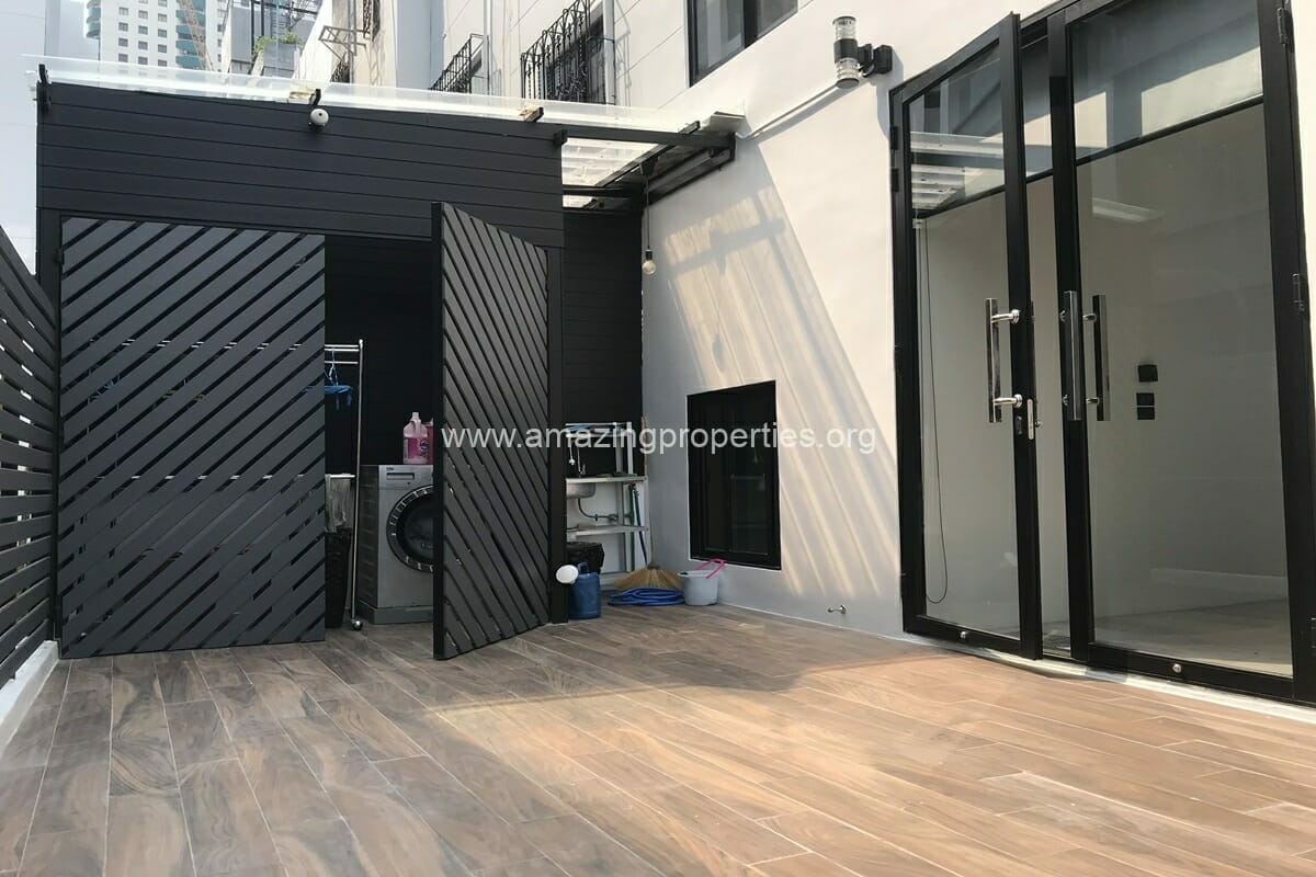 Townhouse-Sukhumvit-27-11-9950.jpg