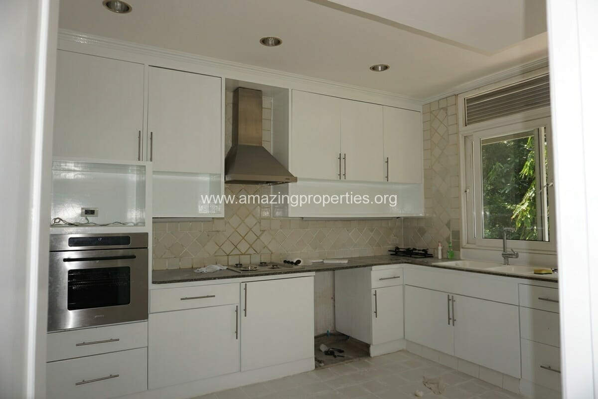 Townhouse-for-rent-Phrom-Phong-46-7556.jpg