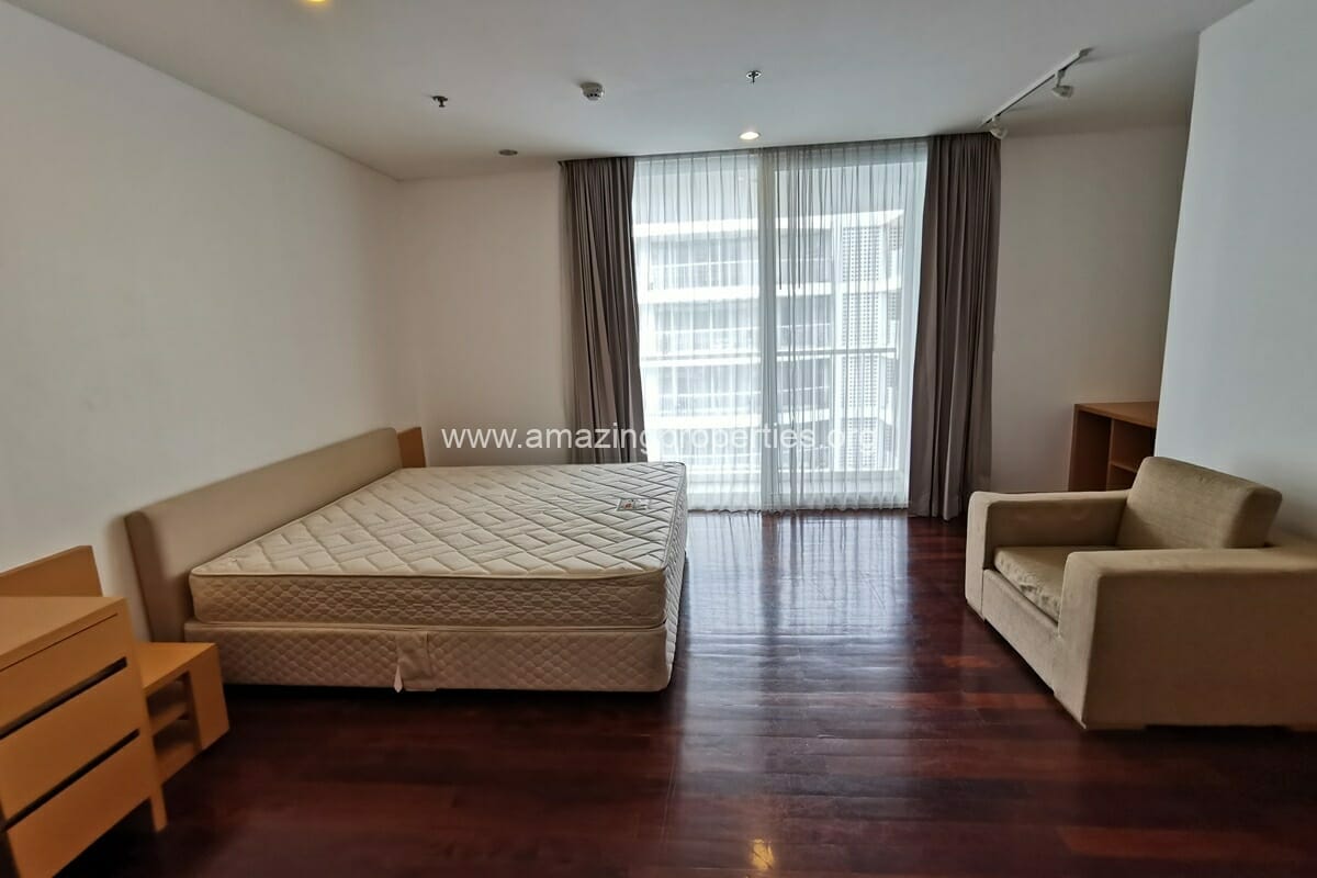 Triplex-3-bedroom-Ekkamai-Gardens-15-5291.jpg