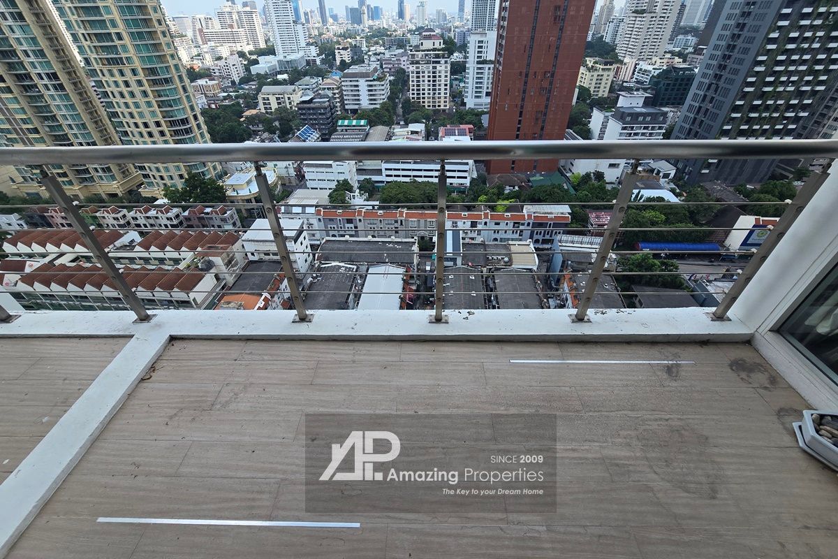 Triplex-Penthouse-Wind-Sukhumvit-23-8-8047.jpg