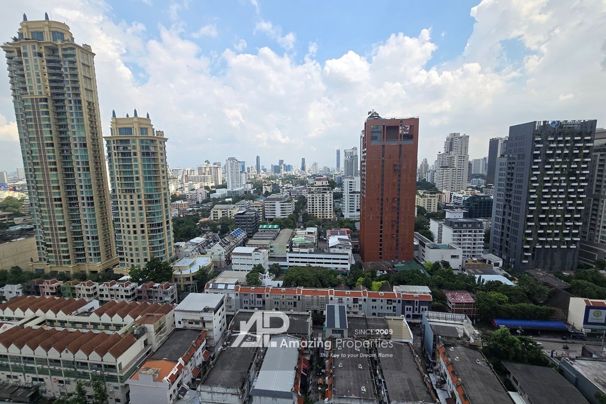 Triplex-Penthouse-Wind-Sukhumvit-23-9-6835.jpg