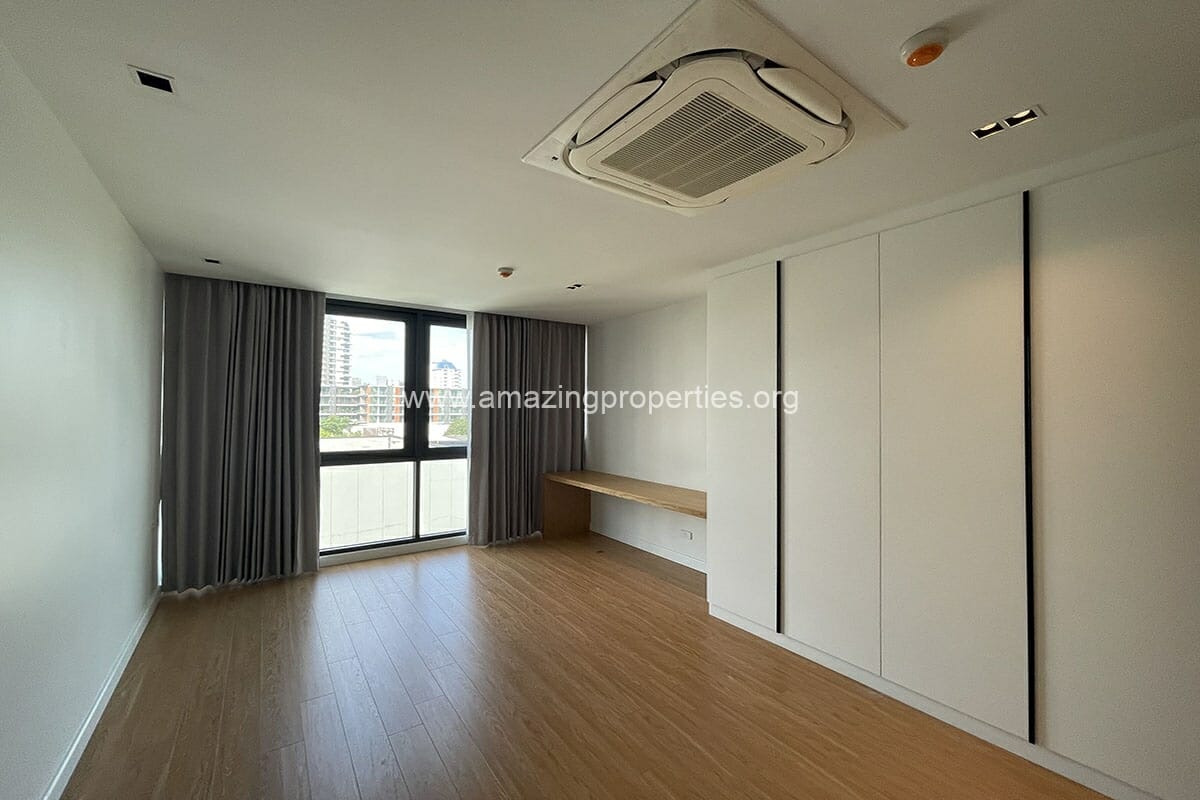 Unfurnished-3-Bedroom-apartment-Thonglor-10-1-6127.jpg