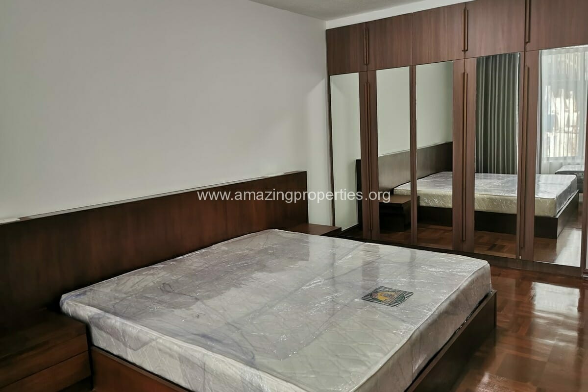 Vanicha-Park-Chidlom-3-Bedroom-Apartment-17-9923.jpg
