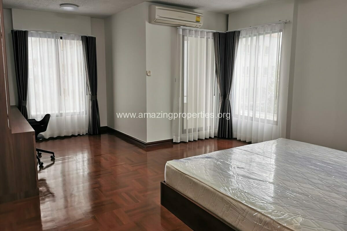 Vanicha-Park-Chidlom-3-Bedroom-Apartment-8-6599.jpg