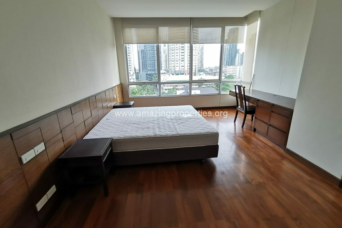 Vasu-the-Residence-31-bedroom-17-2639.jpg