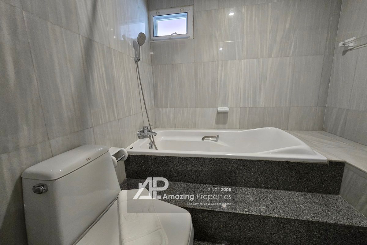 img_1772875392_4_bedroom_in_Asoke__22__RmD718R2Q.jpg