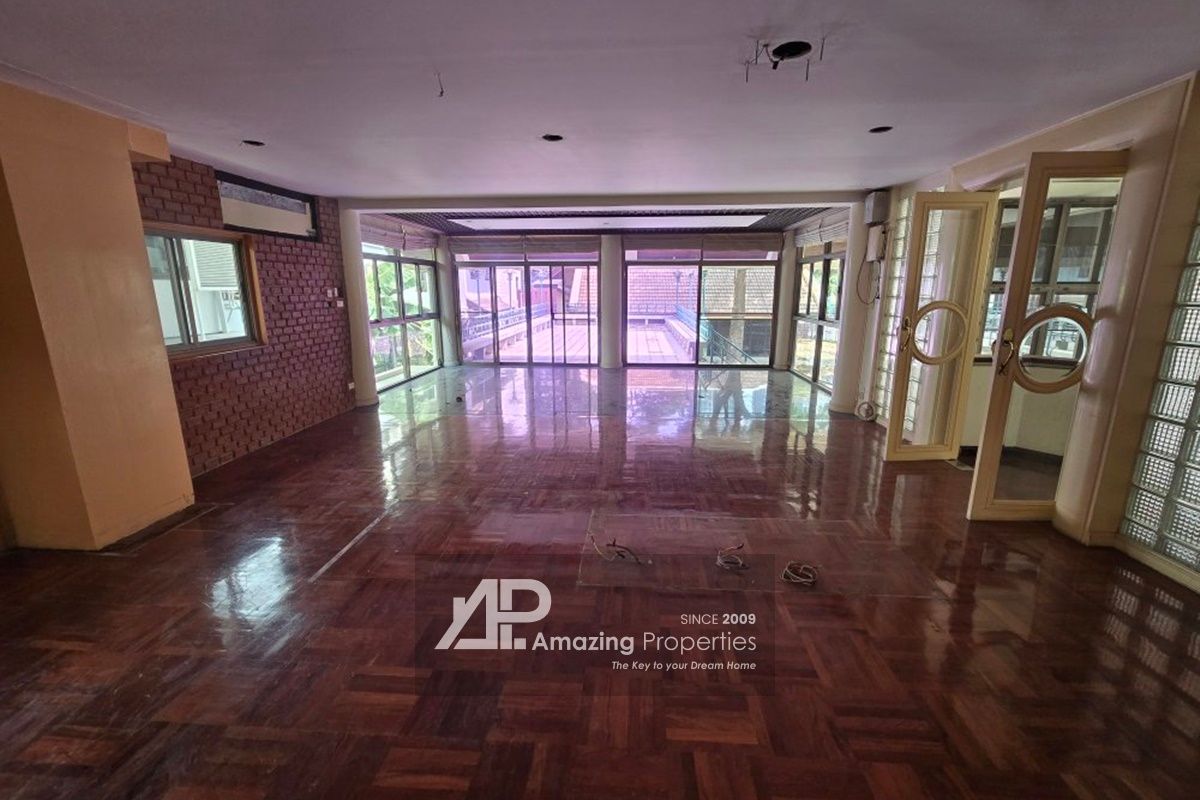 img_1773126989_House_near_BTS_Phrom_Phong__6__Pyl8A8NaT.jpg