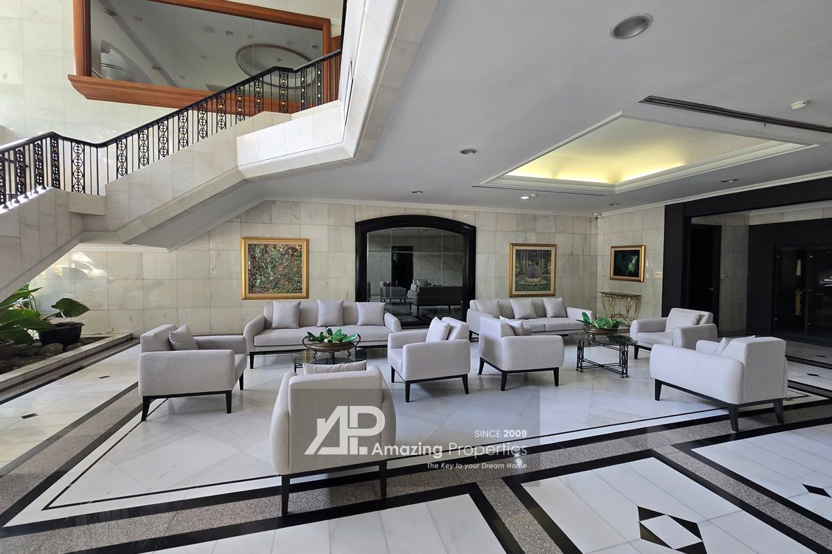 img_1780369723_Lake_Avenue_Lobby__1__W1f8Pi_i0.jpg
