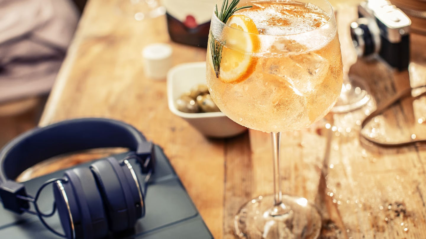 Ballantine's Spritz My Way cocktail