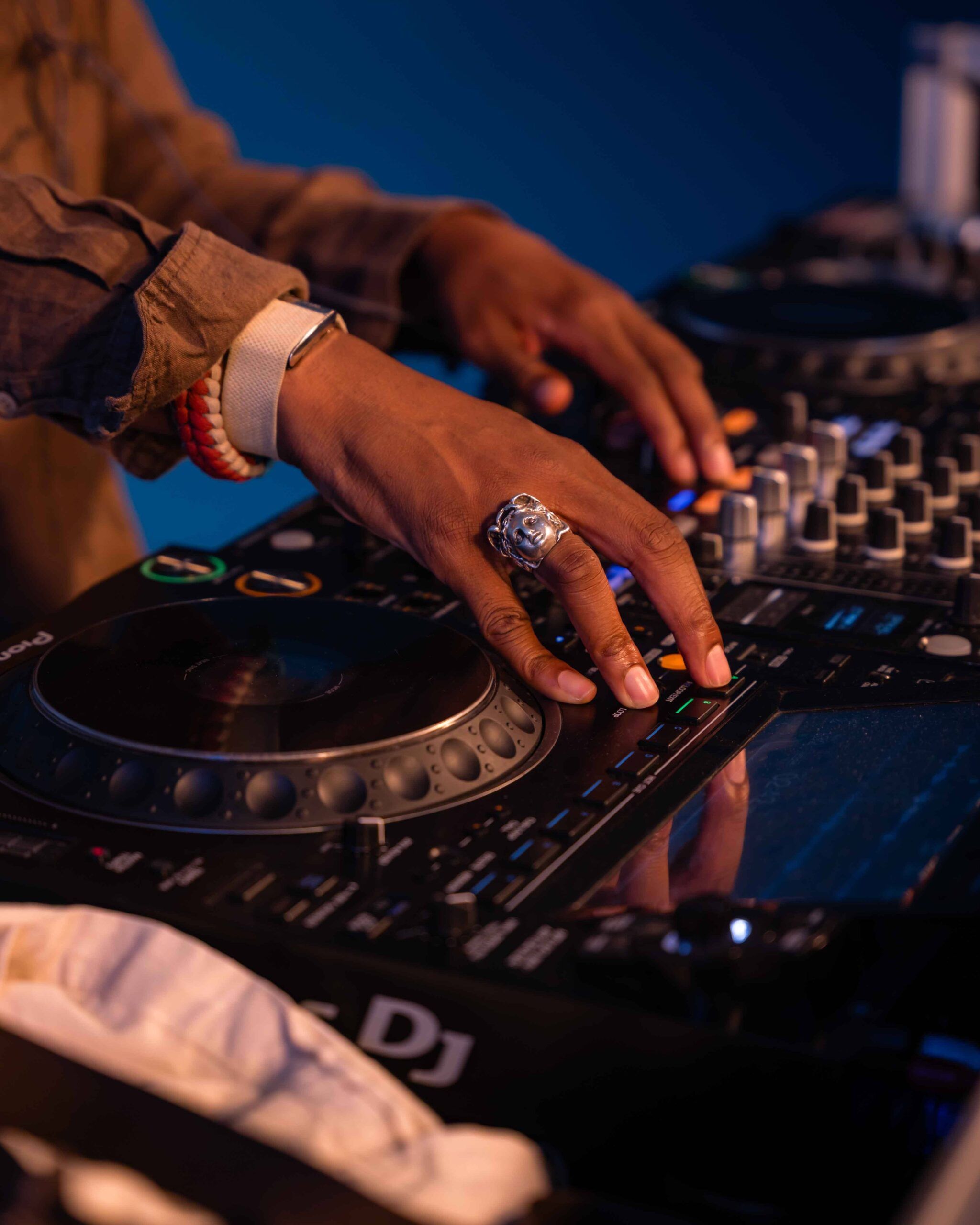 Ballantine's x COLORS TONES OF dj