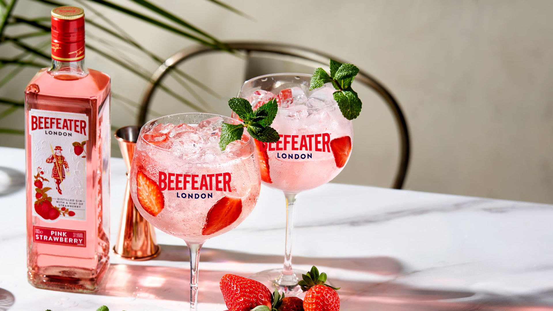 pink gin cocktail