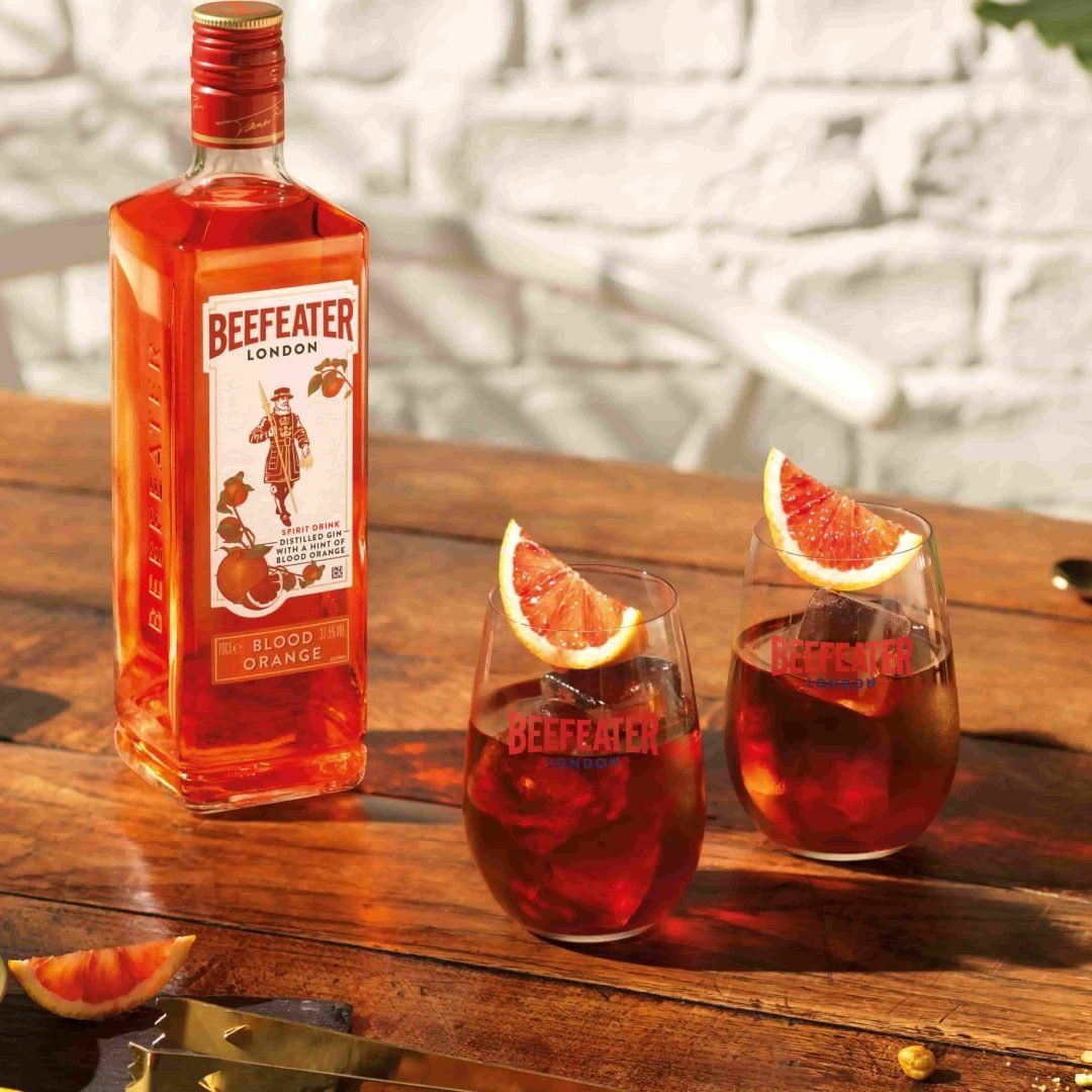 beefeater blood orange sunset negroni cocktail 1 aspect ratio 735 735