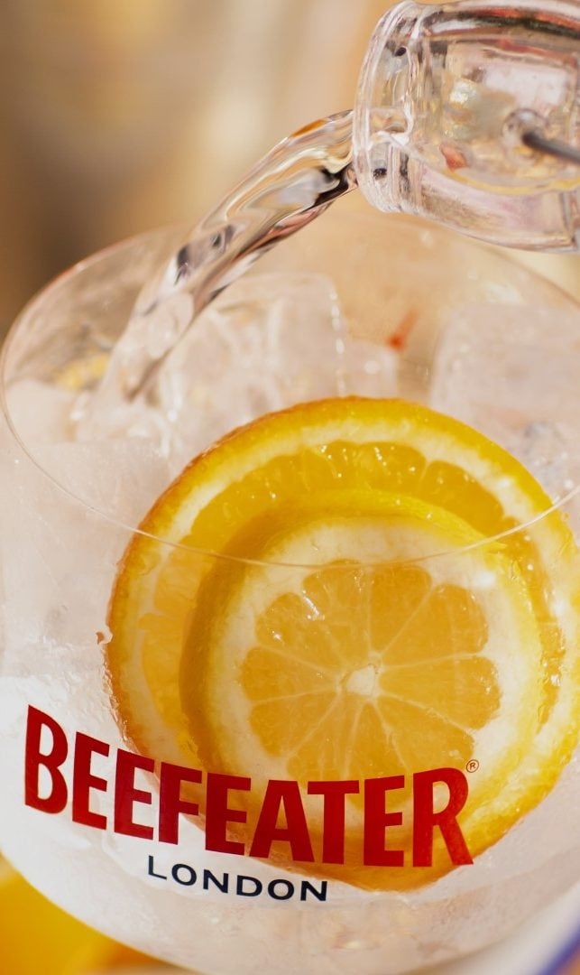 beefeater london dry gin tonic cocktail 2 aspect ratio 375 630
