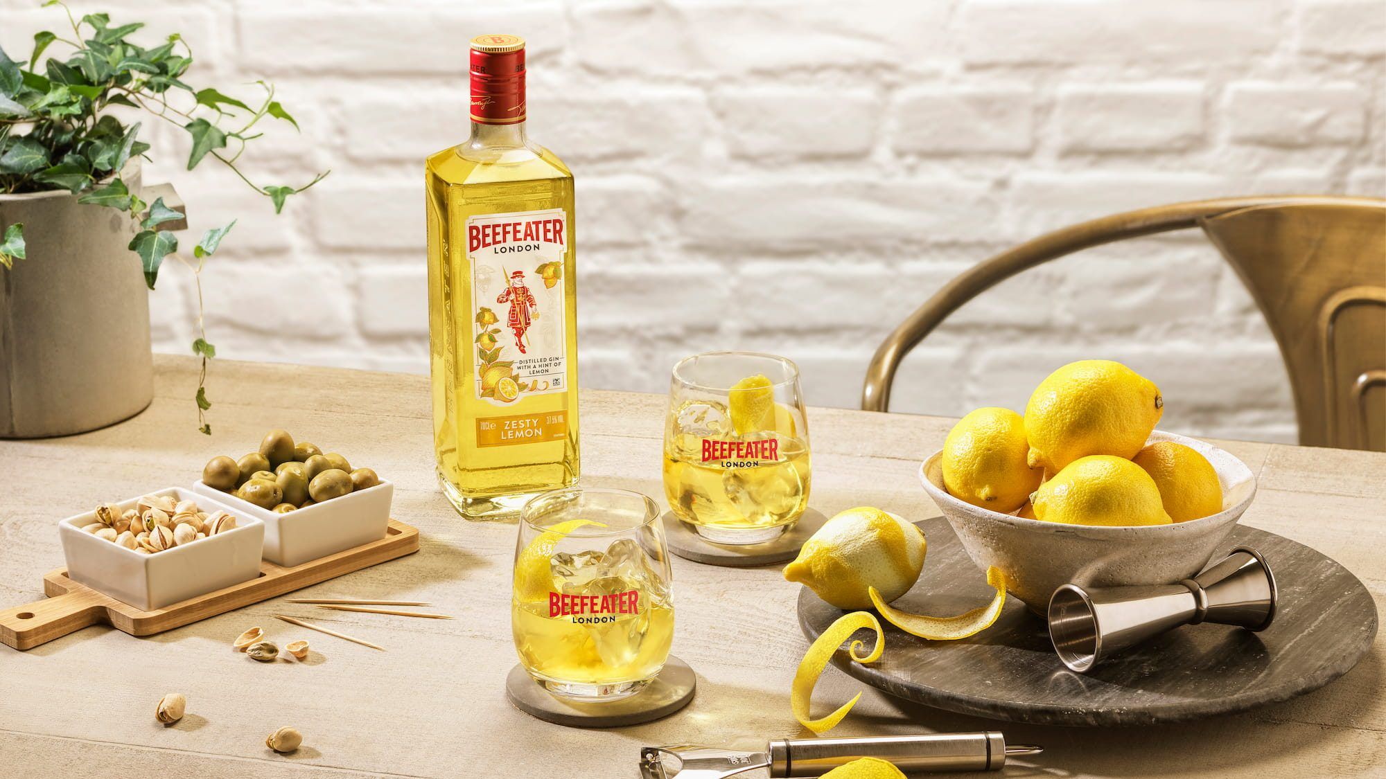 beefeater cocktail zesty negroni aspect ratio 16 9