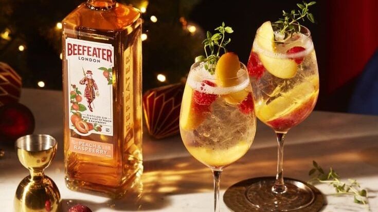 beefeater peach raspberry festive peach spritz cocktail aspect ratio 16 9