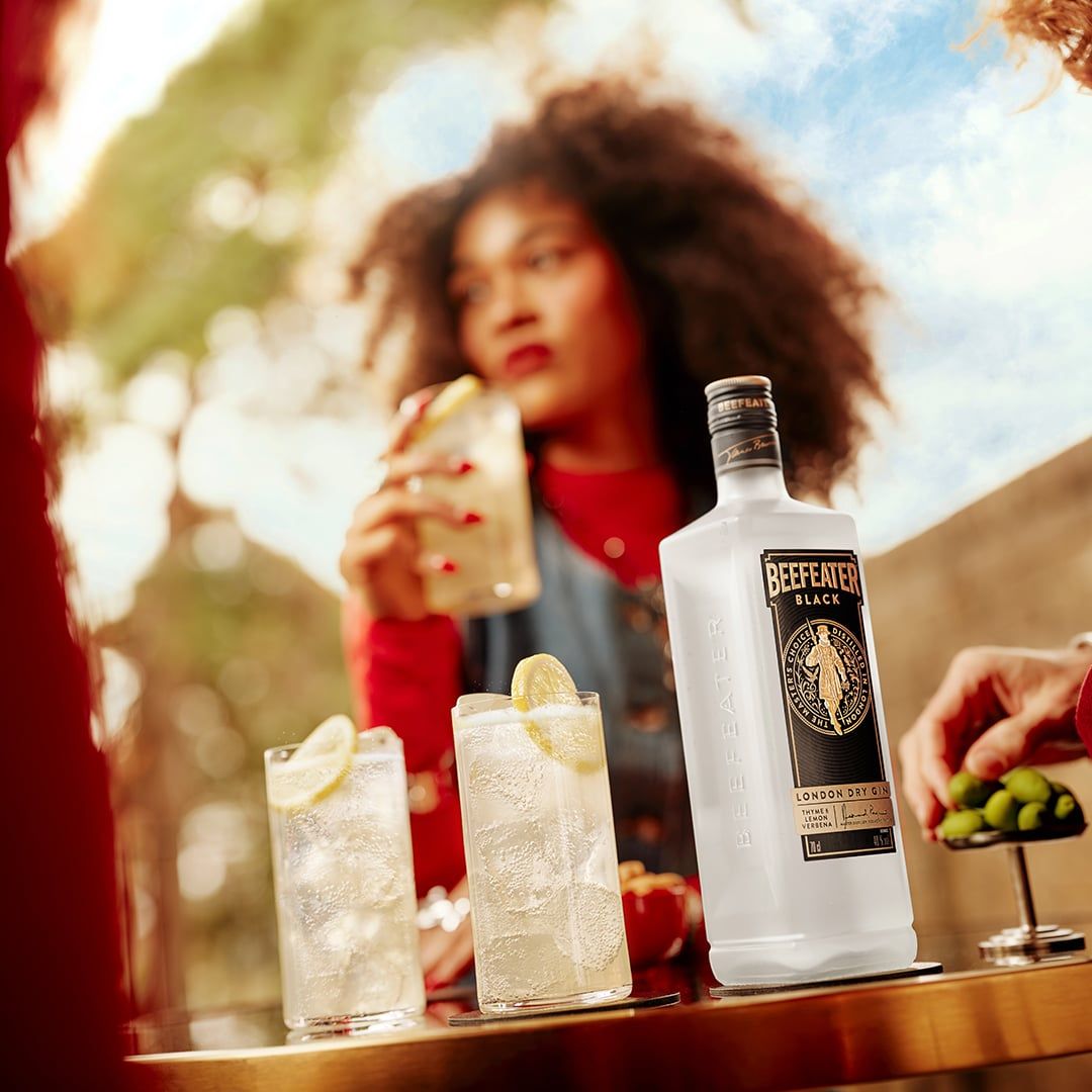 Beefeater Black - Gin with lemon verbena and thyme botanicals