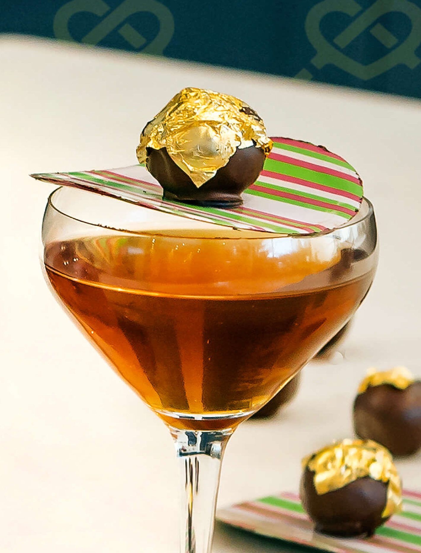 Chivas Regal Mizunara Blended Scotch Whisky – Chivas Regal US
