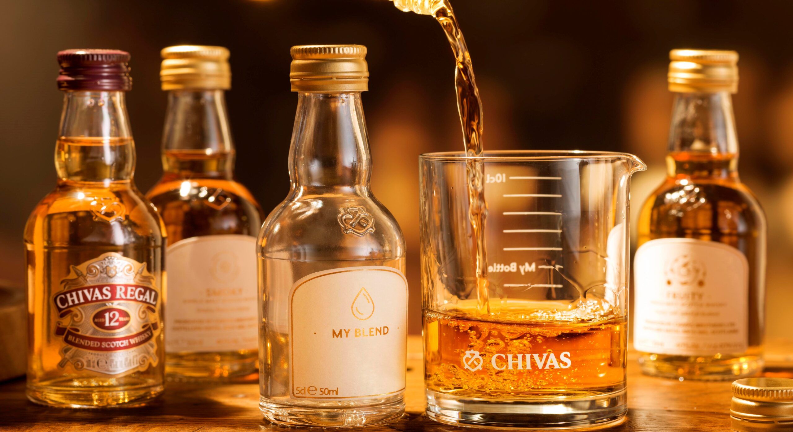 Chivas Regal Whisky Blending Kit Strathisla - Chivas Regal