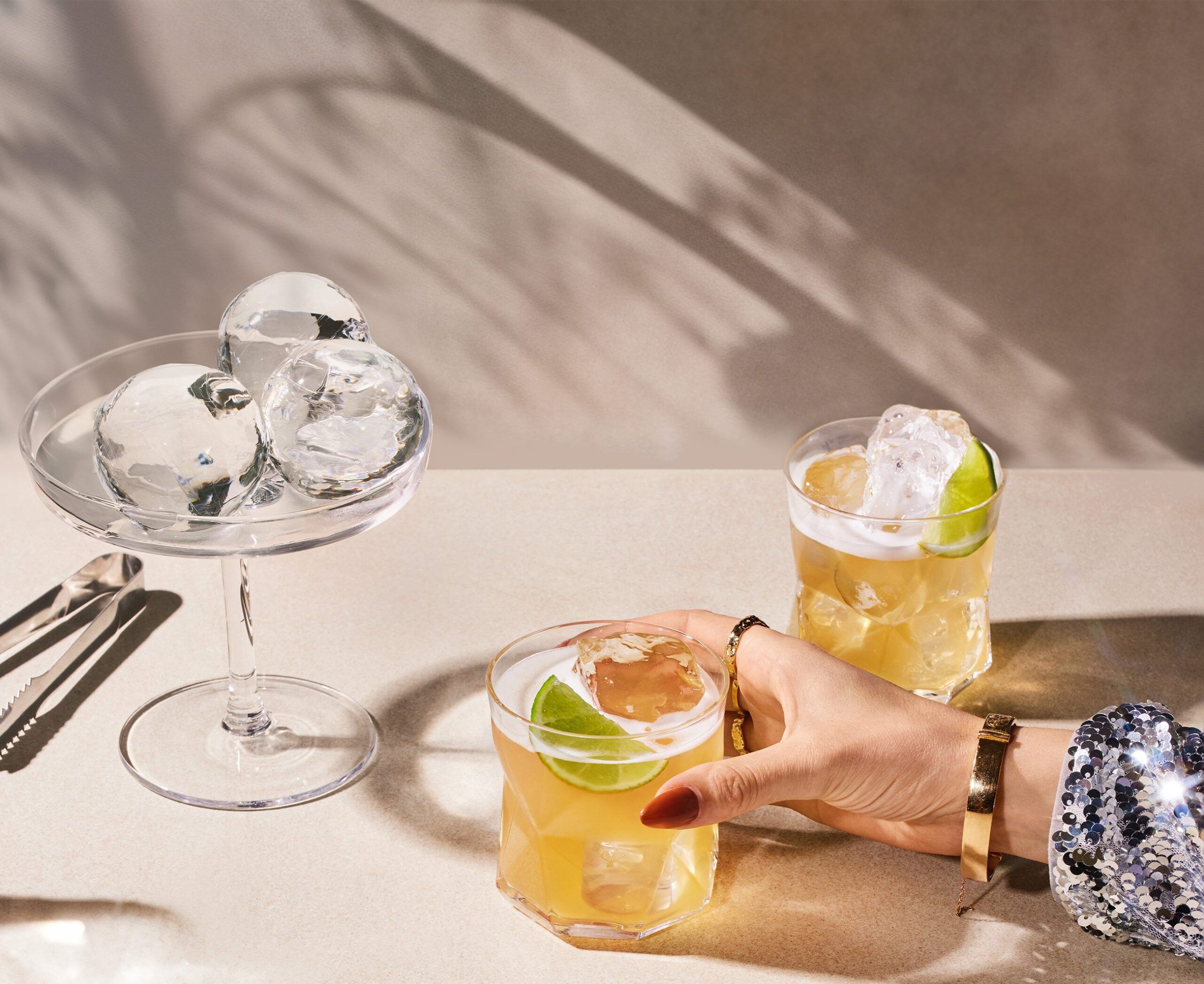 Chivas Regal Whisky Cocktail Coco Ice