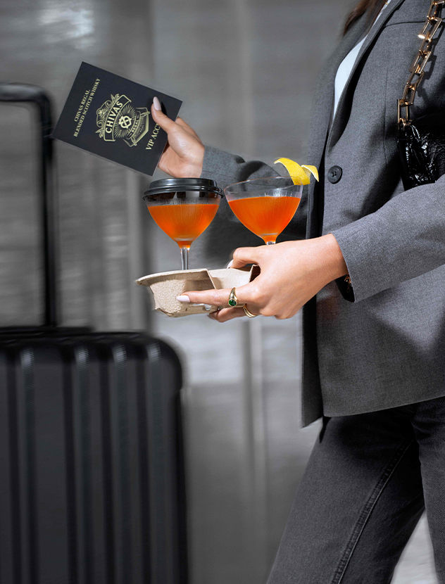 Paper Plane Cocktail Whisky Chivas Regal