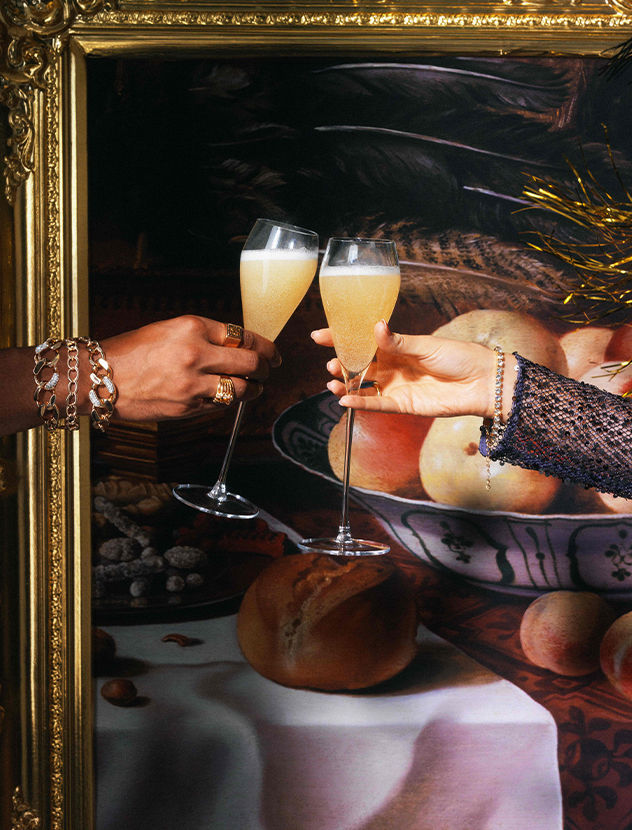 Peach Bellini Cocktail Whisky Chivas Regal