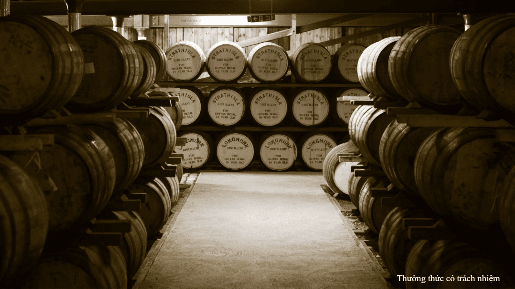 Rượu Whisky phải trải qua quá trình ủ kéo dài ít nhất 3 năm.