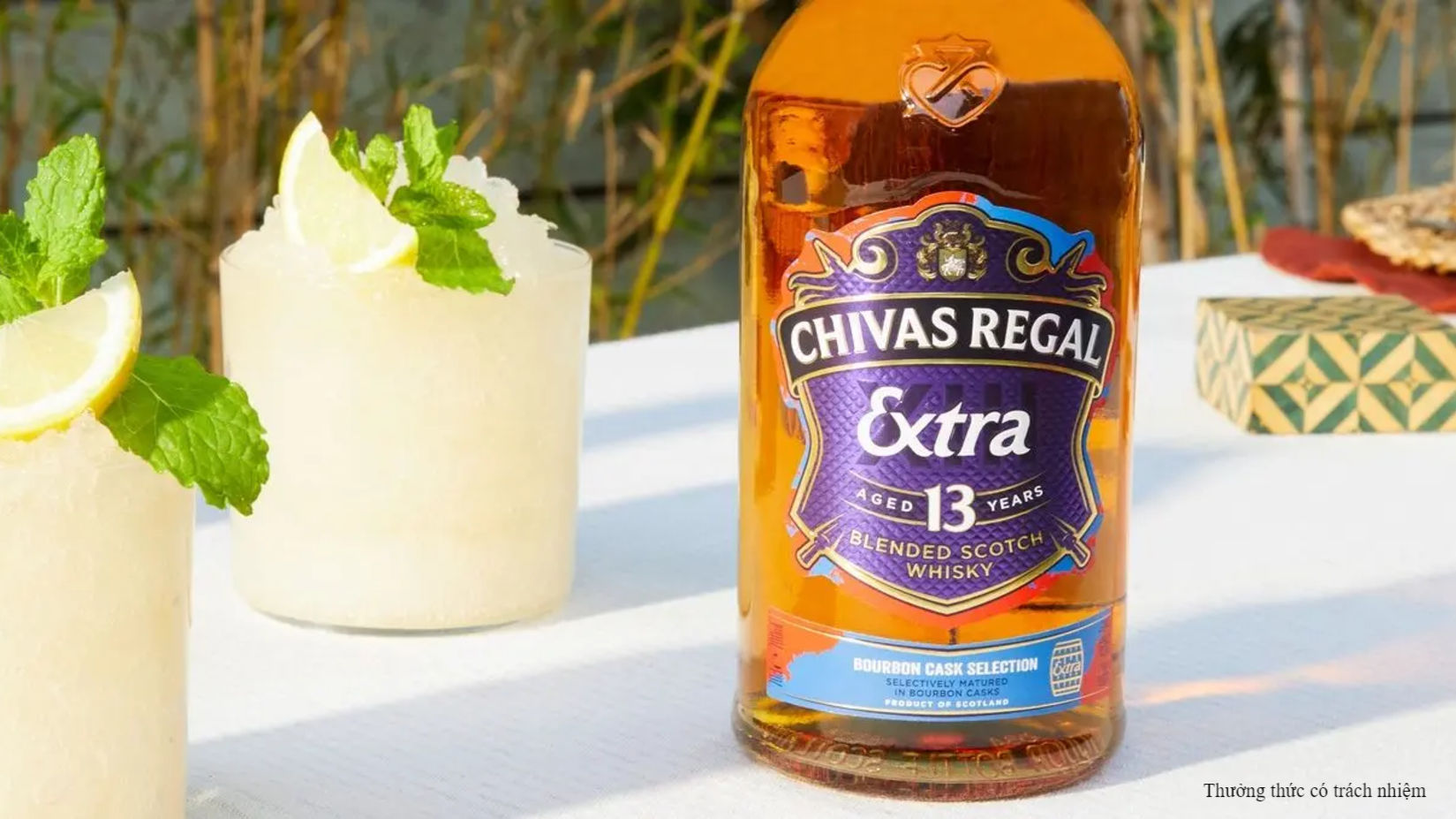 Chivas Extra 13 Bourbon phù hợp cho những bữa tiệc và những buổi tụ họp gia đình.