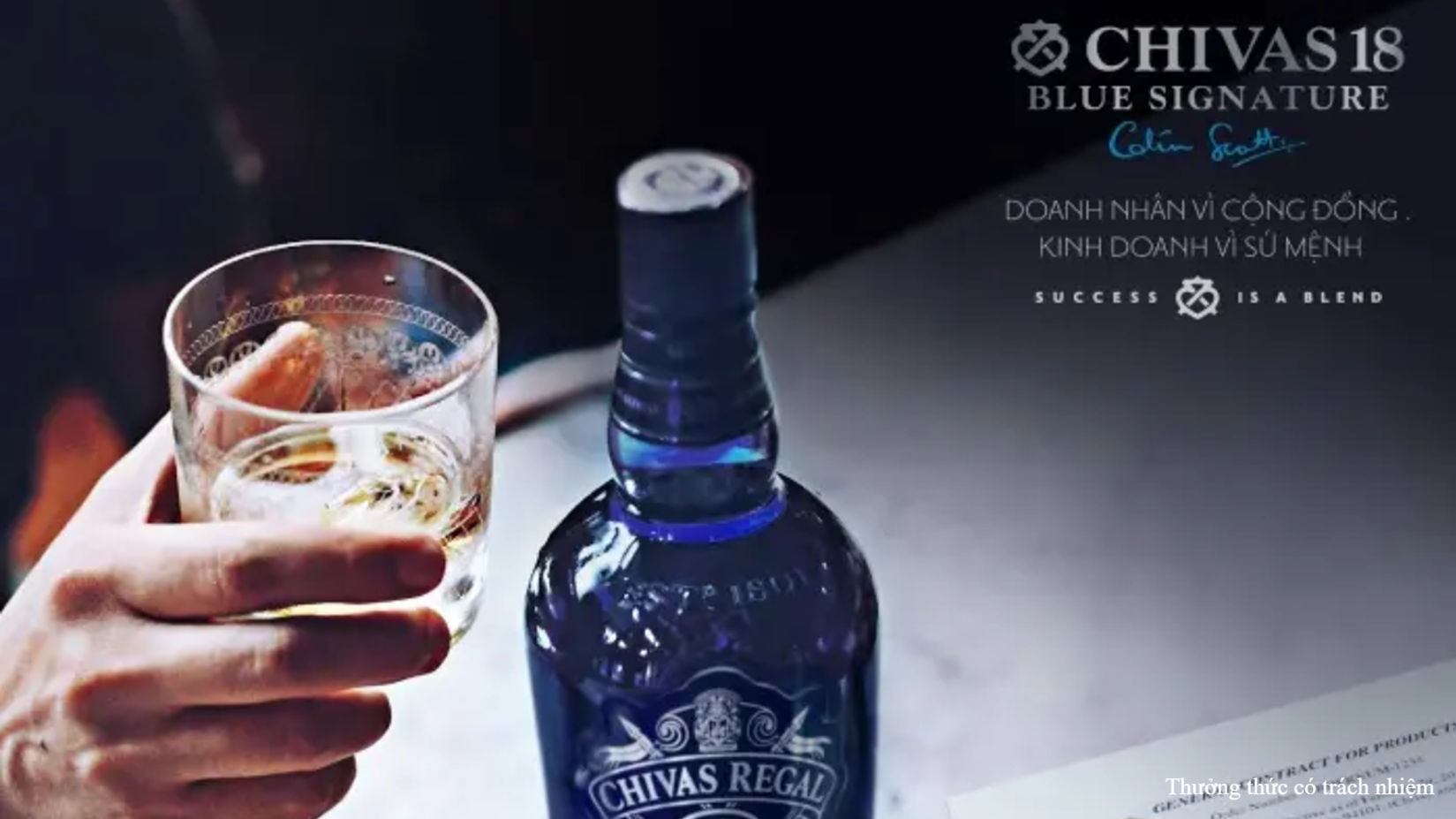 Chivas 18 Blue Signature là món quà hoàn hảo dành tặng đối tác, khách hàng.