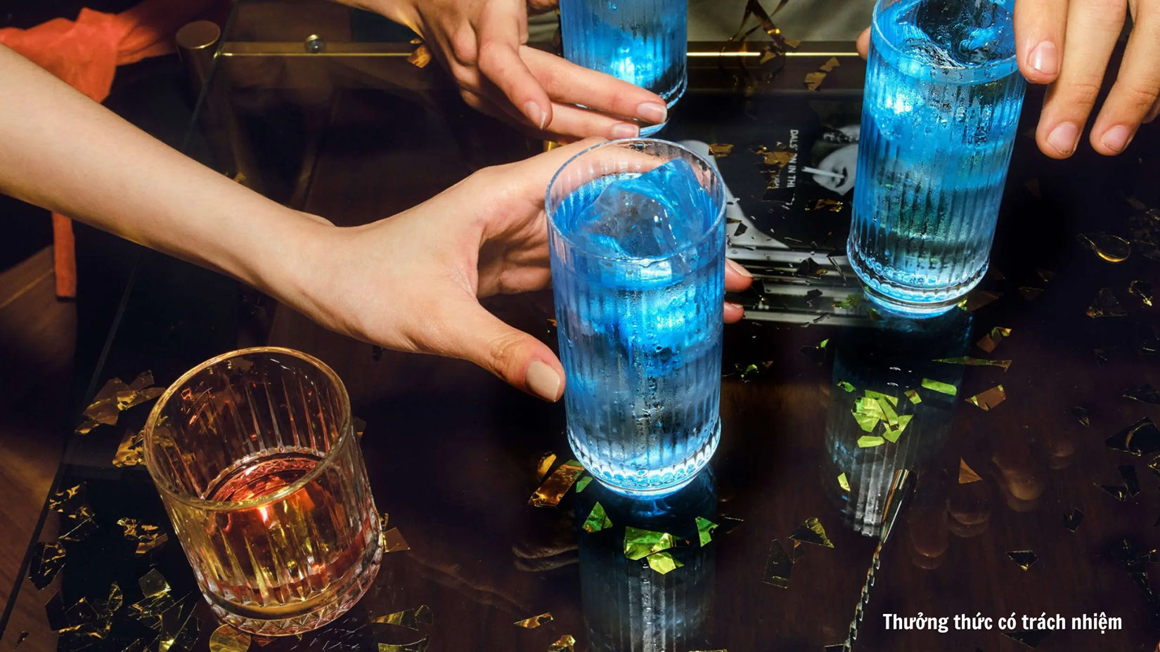 Với hương vị khác biệt, từng loại rượu Chivas có cách thưởng thức phù hợp riêng.