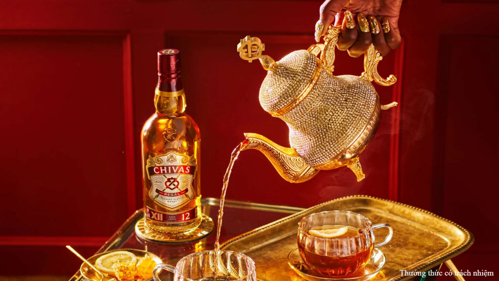Chai Chivas lớn phù hợp với các bữa tiệc đông người.