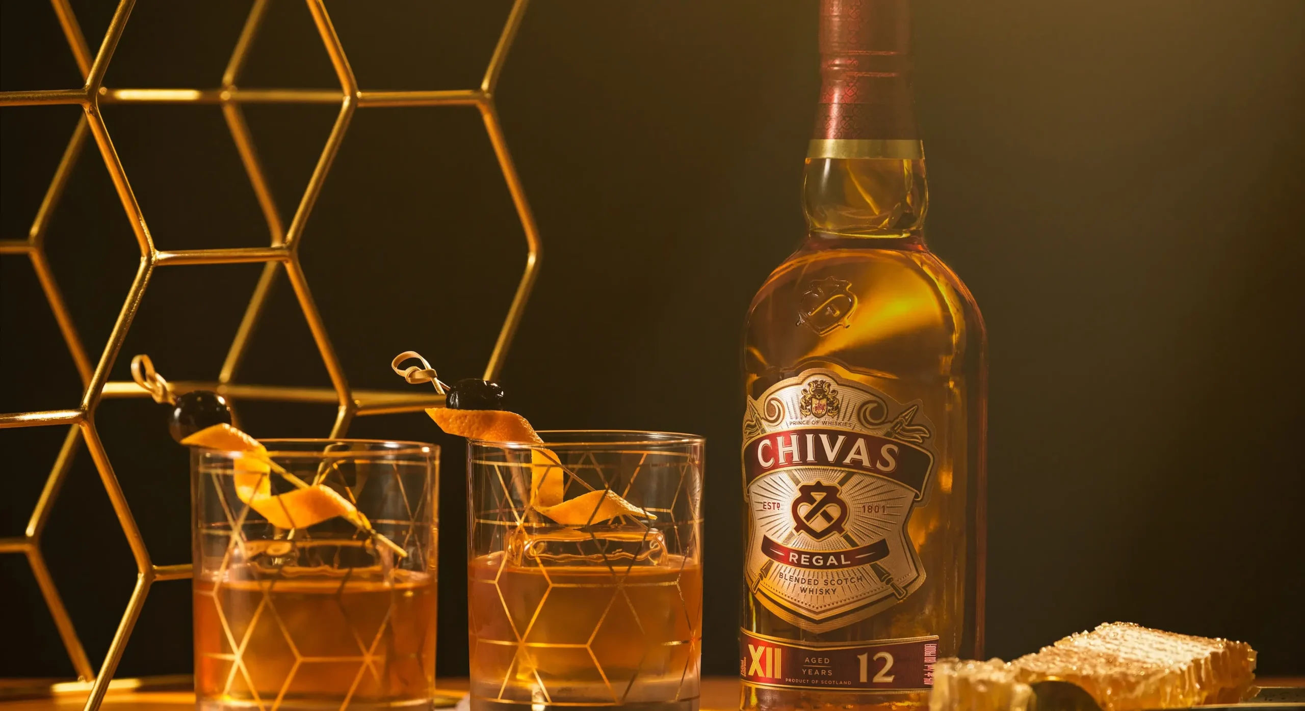 TẤT TẦN TẬT KIẾN THỨC CƠ BẢN VỀ COCKTAIL CÓ THỂ BẠN CHƯA BIẾT